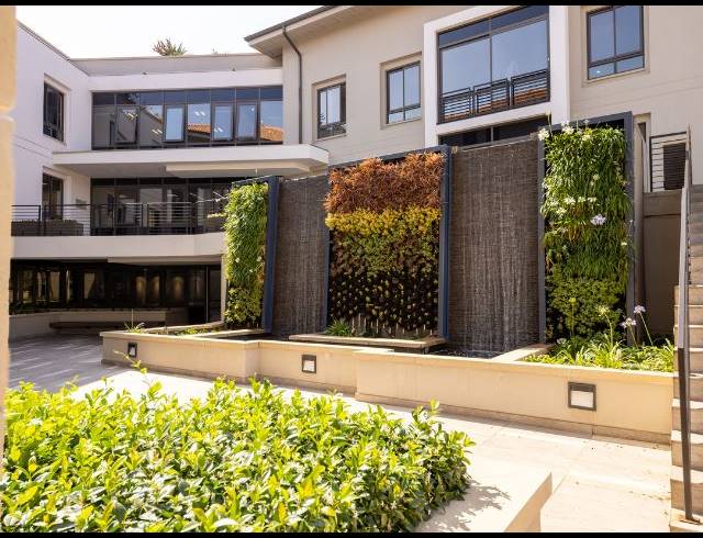 608M² OFFICE TO LET IN FOURWAYS